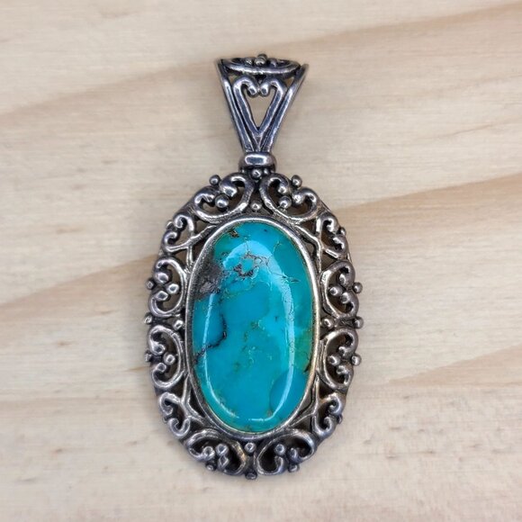Vintage 925 Sterling Silver Filigree Turquoise Pendant Handcrafted Thailand 1.5